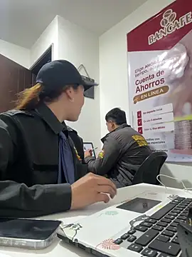 Emily-7_ live sex cam