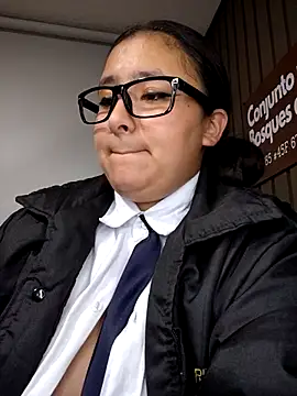 Cute_Penelope live sex cam