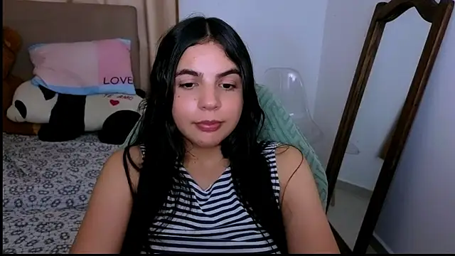 _elenna live sex cam