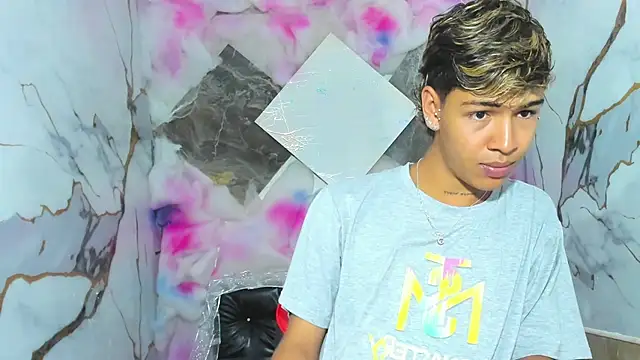 Timmy_Kiing_ live sex cam