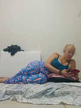 MILEIDE980 live sex cam