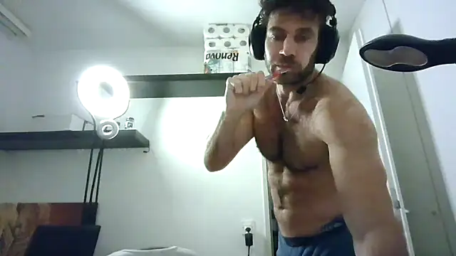 alpha-hunk live sex cam