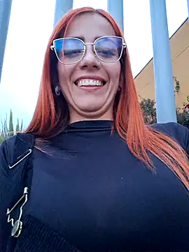 Alis_xxx live sex cam