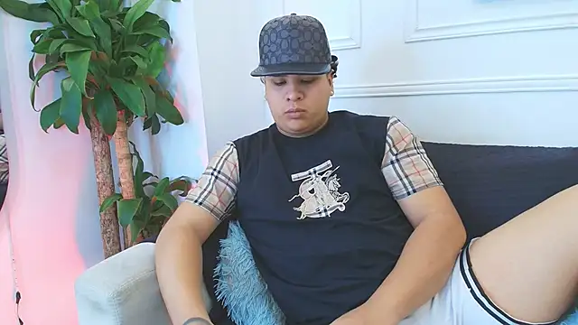 Naim_Bennetsex live sex cam