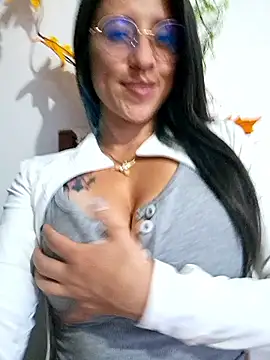 VALERY-03_ live sex cam