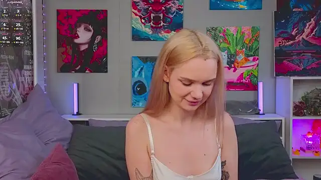 Viena_dias live sex cam