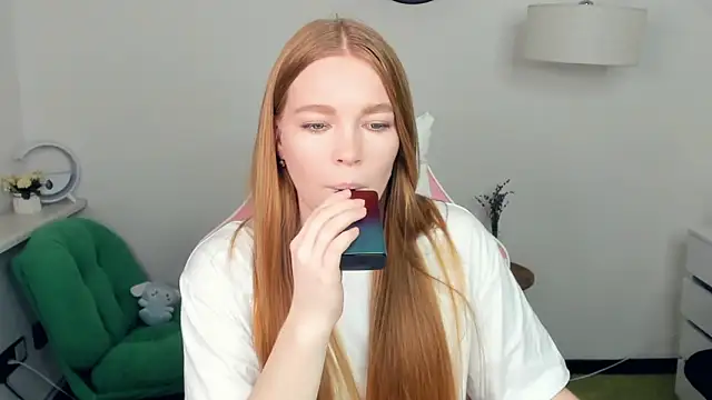 LavetaShiroma live sex cam