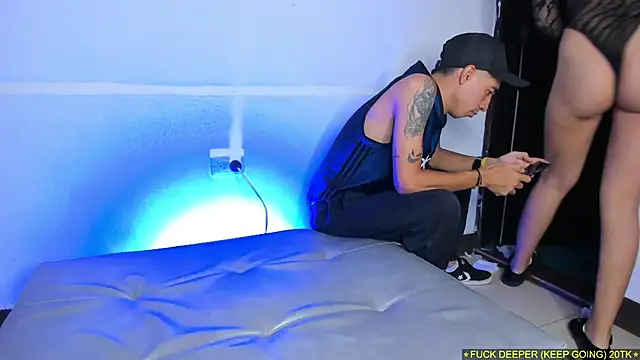 Threesome-no-mercy live sex cam