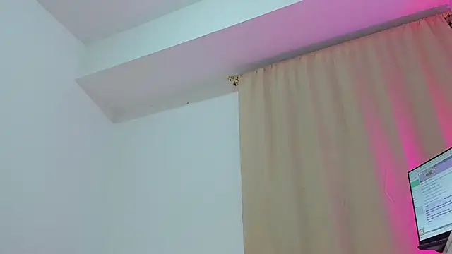 soyamandaa_ live sex cam