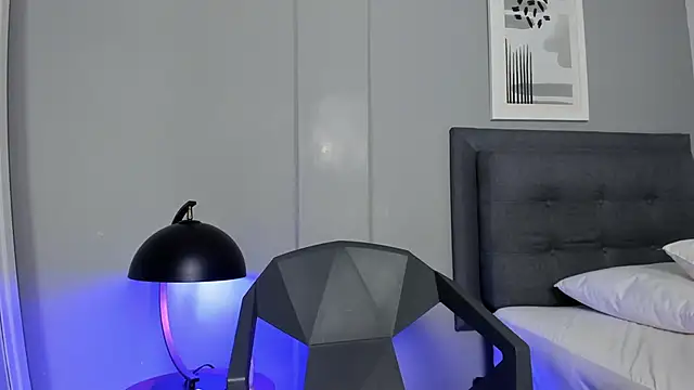 Tylerffoxx live sex cam