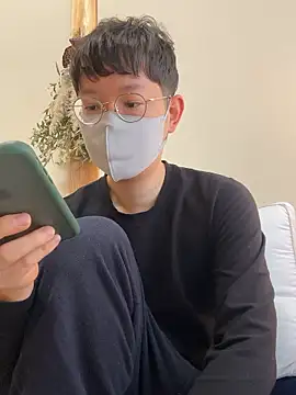 tom19899q live sex cam