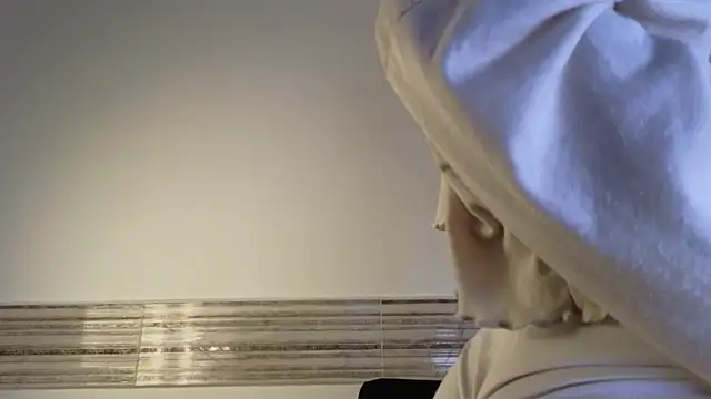 Sophia_Cambpell live sex cam