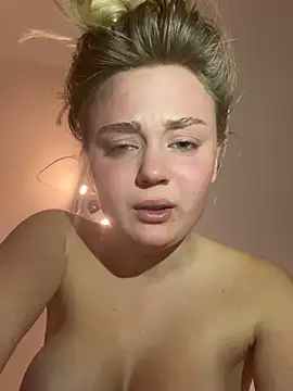 CherryEmmy live sex cam