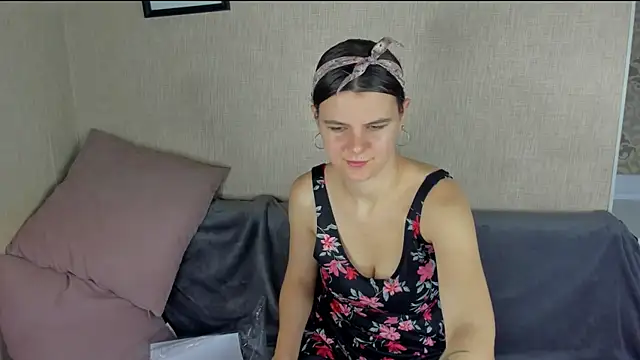 Zorianaa live sex cam