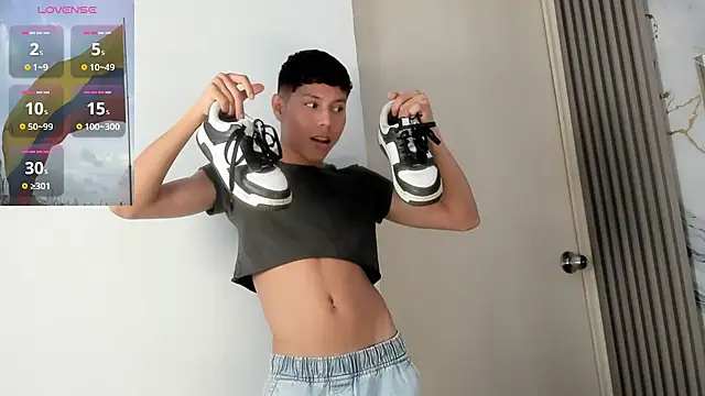 Little_liam live sex cam