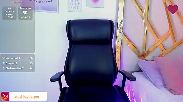 ChloeHarper_ live sex cam