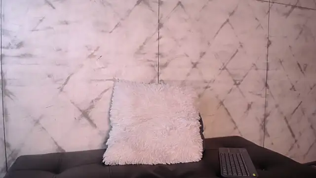 Lil_James live sex cam