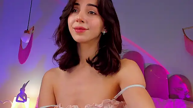 ElsaYoung live sex cam