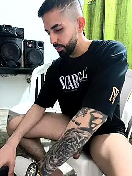 giannis090 live sex cam