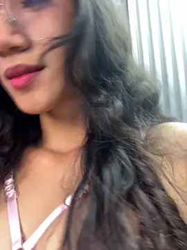 KaitlynLoveCam live sex cam