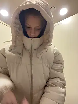 MaryHiggins live sex cam