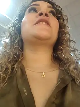 Sara_smiiith211 live sex cam