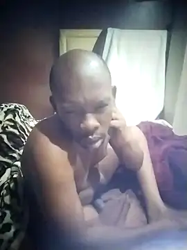 TinnyVsGiant live sex cam