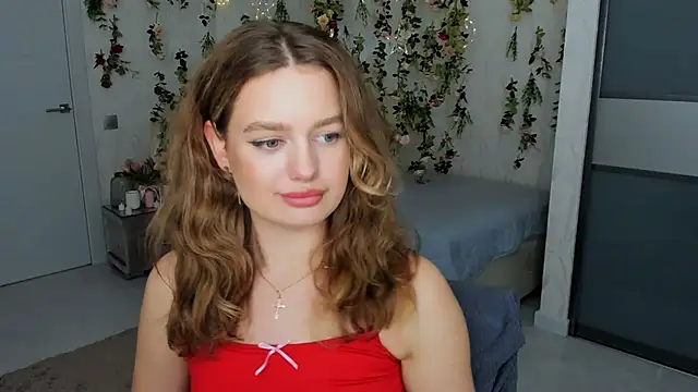 MiracleCurly live sex cam