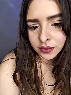 Nahomy_cm live sex cam