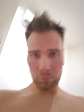 mrlyuis live sex cam