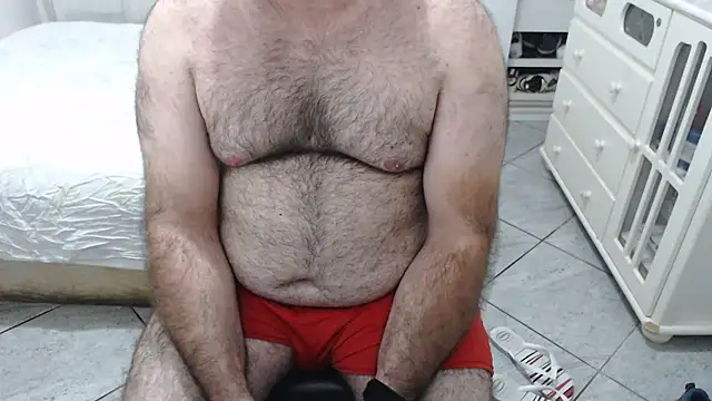 MysterBearMG live sex cam