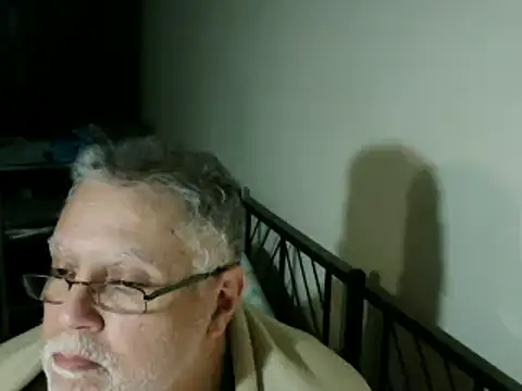 100Tauros live sex cam