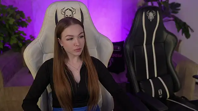 Lucy_And_Elza_Fantasy live sex cam