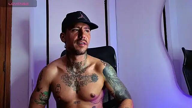 Dylanstonne live sex cam