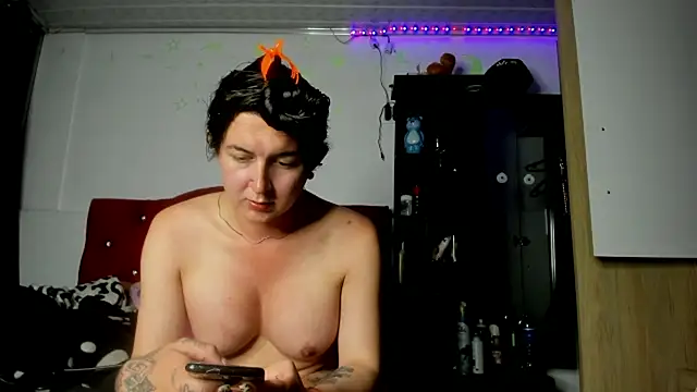 Sweet-Suck69 live sex cam