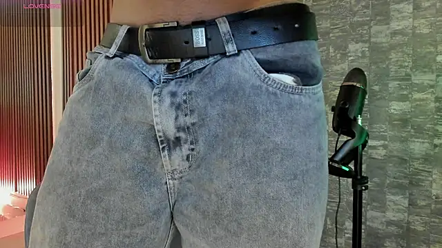 Taylercross live sex cam