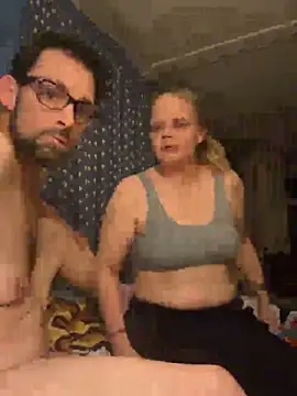 biggdaddyandqueenn live sex cam