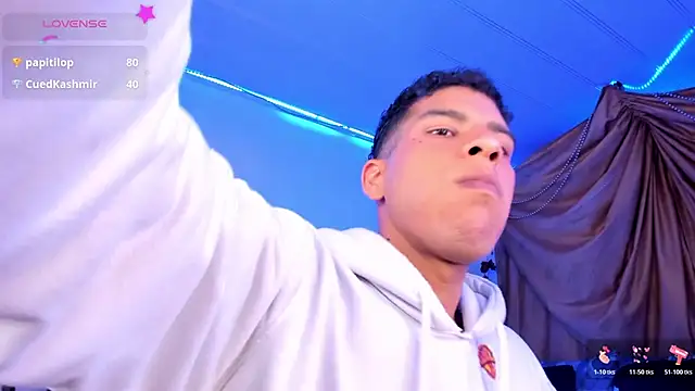 Ethan_Boyy live sex cam