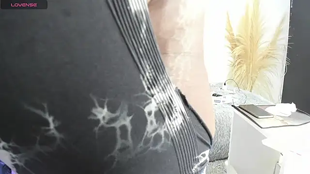 Leslie_browm live sex cam