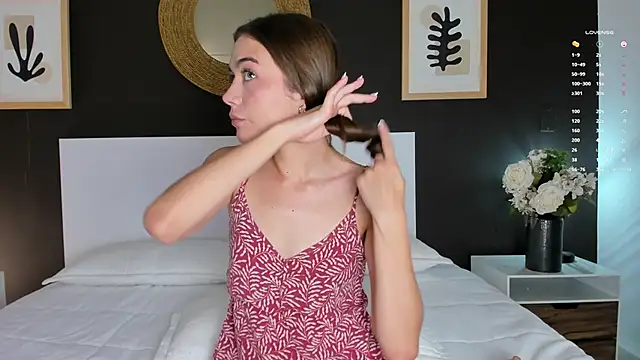 AlannaRussell_ live sex cam