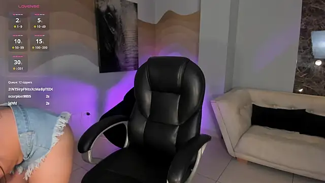 MiaLaurence live sex cam