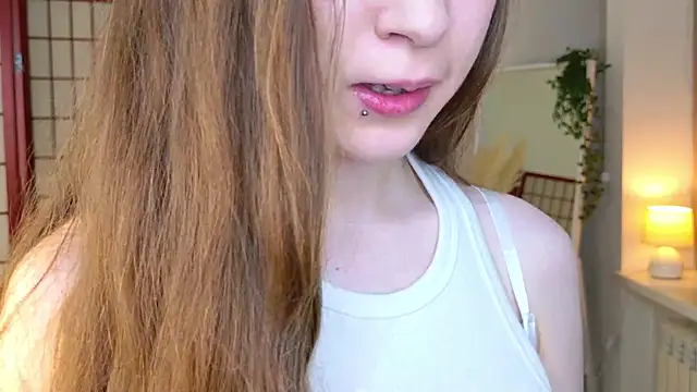 SilentLily live sex cam