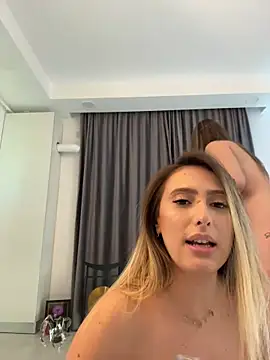 IsabellaEtthan live sex cam