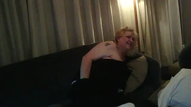 Sylviastar46 live sex cam