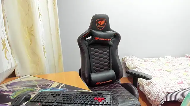 iliaskrislove live sex cam