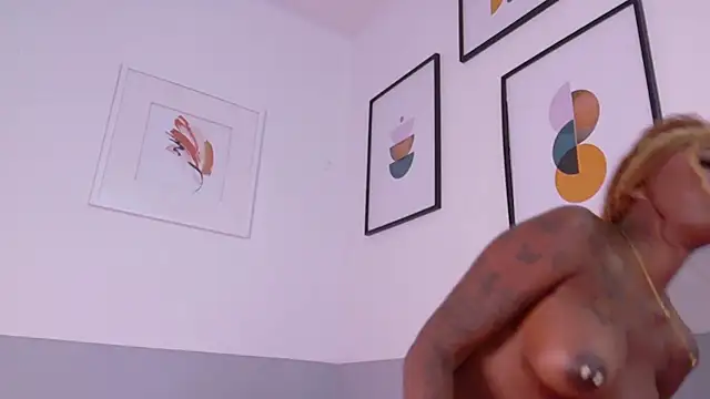 kinkyandsavage live sex cam