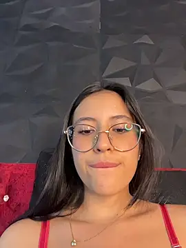 Juanita-Diaz live sex cam