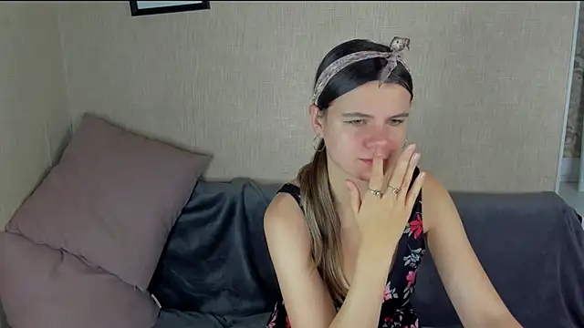 Zorianaa live sex cam