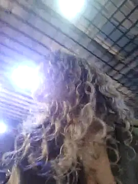 Sara_smiiith211 live sex cam