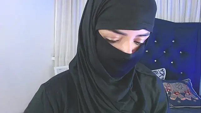 Uzra_hayed live sex cam